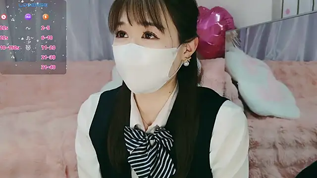 Snapshot of aaanyan chatting on March 2025 05:35:01 AM aaanyan online show from March 2025 05:35:01 AM