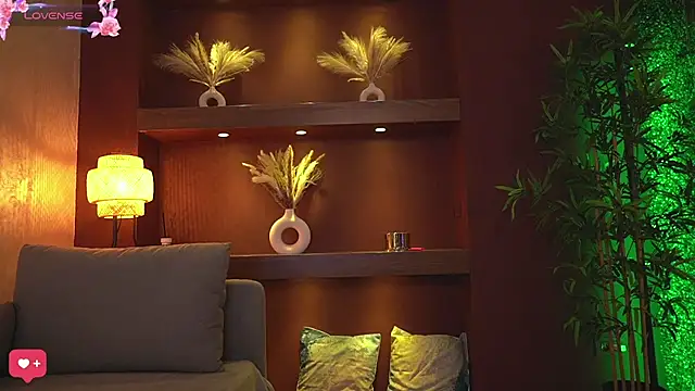 JustinneJade online show from December 2024 09:40:02 AM