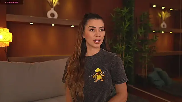 JustinneJade online show from October 2025 04:43:02 AM