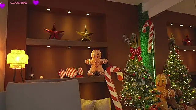 Snapshot of JustinneJade chatting on December 2025 05:25:01 AM JustinneJade online show from December 2025 05:25:01 AM