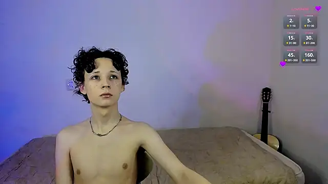 Vampirella GS online show from February 2025 01:35:02 PM