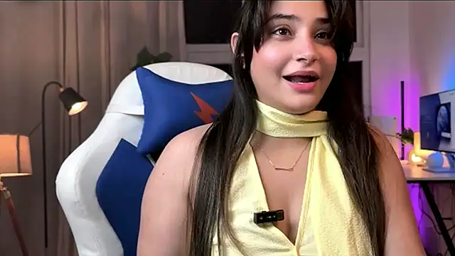 demieliss online show from April 2026 07:08:02 PM