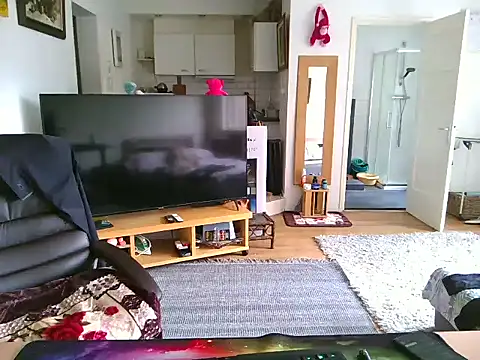 mihaimichael online show from March 2025 01:40:02 PM