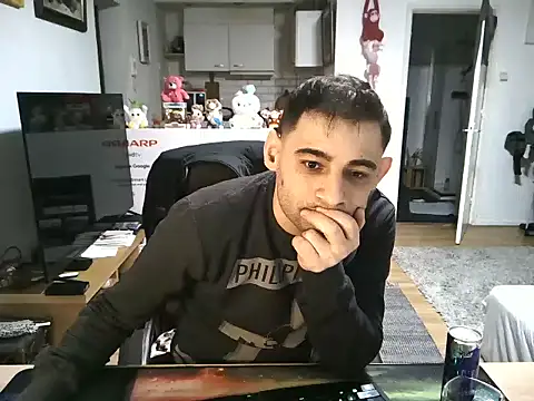 mihaimichael online show from March 2025 11:02:01 PM