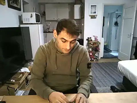 mihaimichael online show from October 2025 06:58:02 AM