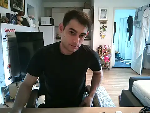 mihaimichael online show from December 2025 12:58:02 PM