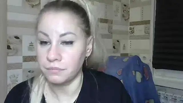 TherestlessKitty online show from December 2025 08:04:01 PM