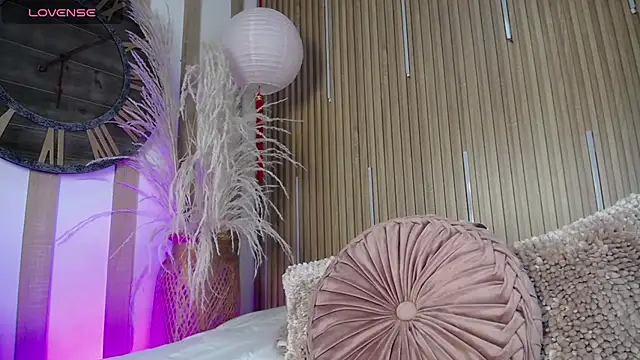 Tayzon Foxxx online show from March 2026 08:23:01 PM