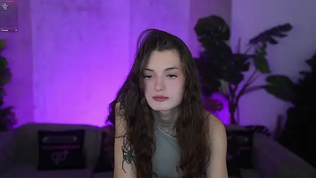 Britney054 online show from January 2026 12:04:01 AM