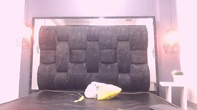 Jose Smoke online show from March 2025 03:40:01 AM