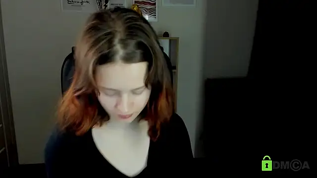 Alina Mills online show from December 2025 10:02:01 AM