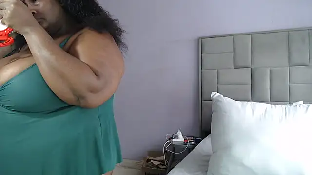 bustytitsxxx online show from November 2025 09:20:02 AM