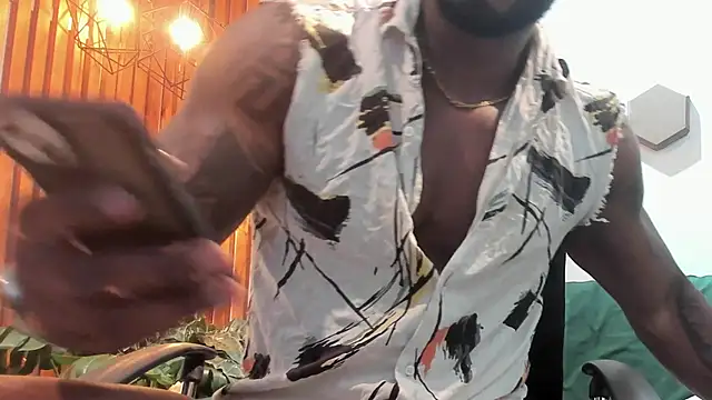 Makonneen online show from January 2025 08:55:01 PM