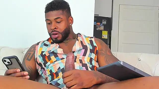 Makonneen online show from September 2025 10:10:02 PM