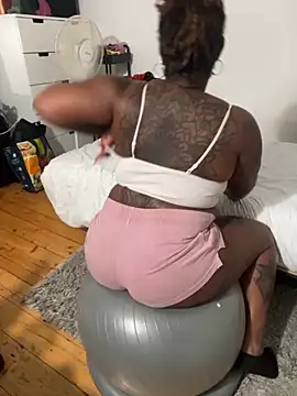 Goddess Nafeesha online show from October 2025 02:31:01 AM