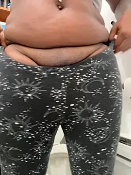 Goddess Nafeesha online show from October 2025 02:59:01 PM