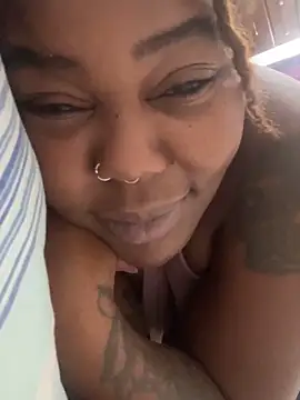 Goddess Nafeesha online show from October 2025 05:45:02 PM