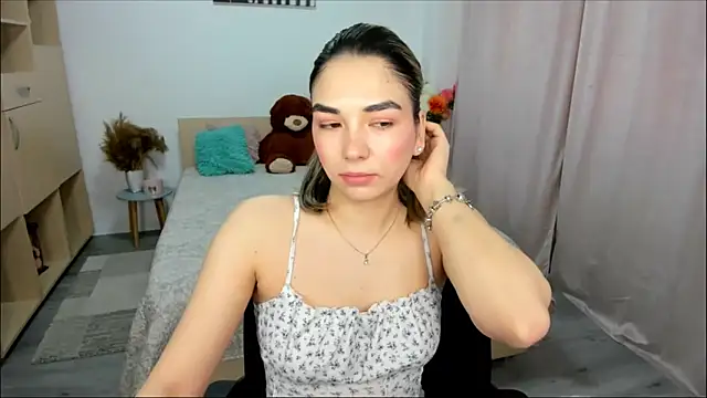 Alexa Dolly12 online show from April 2026 06:11:01 AM