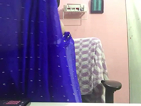 Snapshot of Desi_bhabhiii chatting on January 2025 05:48:01 AM Desi bhabhiii online show from January 2025 05:48:01 AM