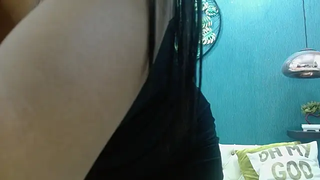 Melikasweetz online show from February 2025 08:52:02 PM