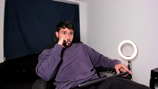 JayMarcos  online show from January 2026 03:31:02 AM