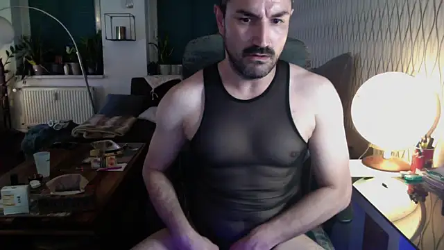 tomz0819 online show from May 2026 08:18:01 PM