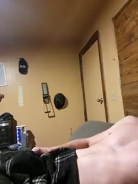 Snapshot of BigDDave6979 chatting on February 2025 11:08:02 PM BigDDave6979 online show from February 2025 11:08:02 PM