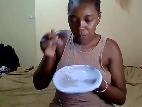 Snapshot of Zara_Twilight chatting on February 2025 09:04:02 PM Zara Twilight online show from February 2025 09:04:02 PM