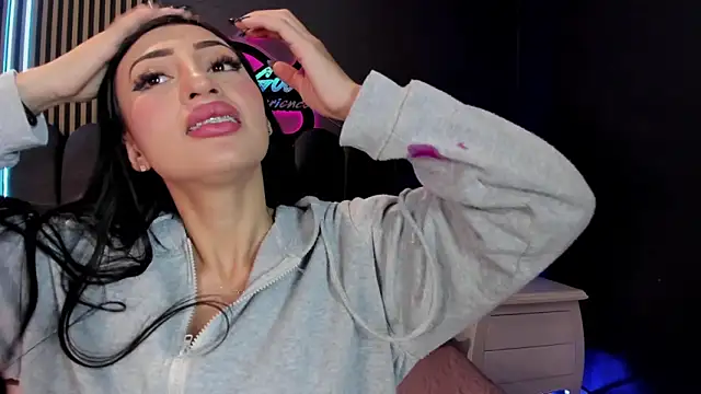 Nicolette ks  online show from June 2026 04:52:02 AM