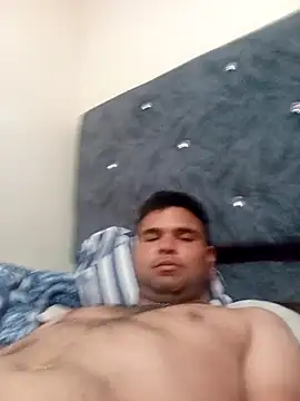 Snapshot of PITBuk_708 chatting on November 2025 07:15:02 PM PITBuk 708 online show from November 2025 07:15:02 PM