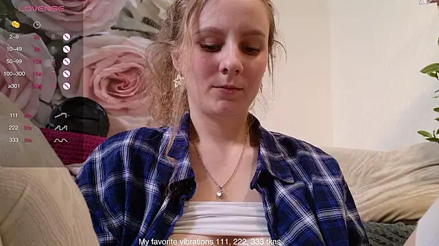 Hot Thumbelina online show from February 2026 06:26:01 AM