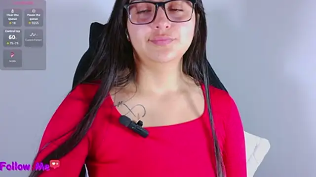 scarlleth  online show from February 2026 12:52:02 PM