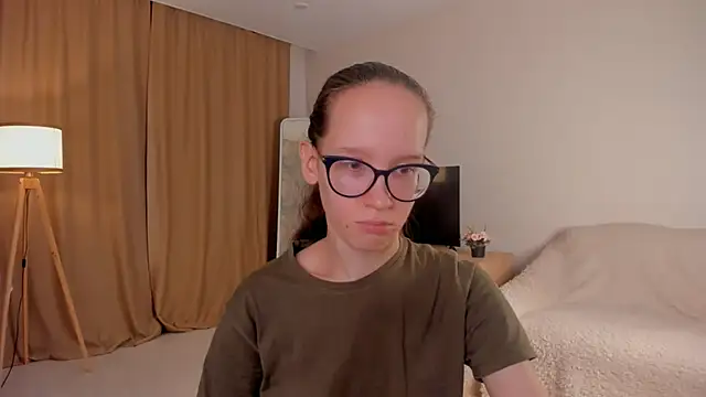 BettyBrowni online show from October 2025 04:51:02 PM