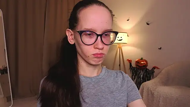 BettyBrowni online show from December 2025 04:13:01 PM