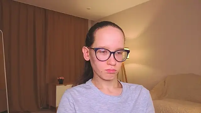 BettyBrowni online show from December 2025 08:47:02 PM