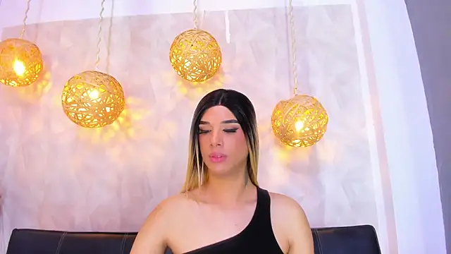 victoria aleia  online show from January 2025 02:06:02 AM