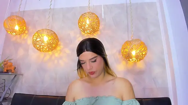 victoria aleia  online show from March 2025 08:21:02 PM