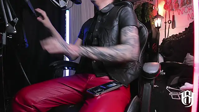 allanhurtss online show from December 2024 06:39:02 PM