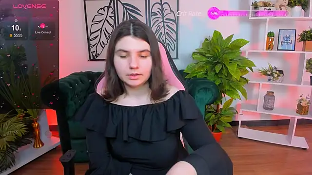 Viola  Shy online show from February 2025 09:06:01 PM