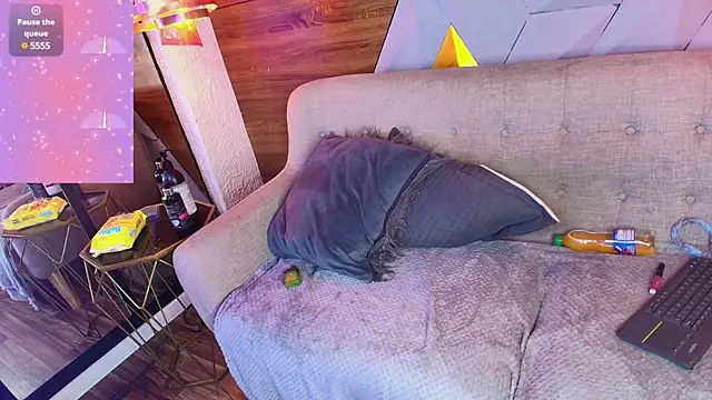 sarah banks1 online show from February 2025 10:20:02 PM