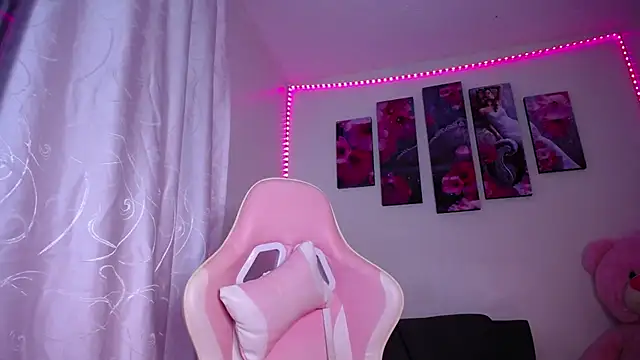 Alissarhys26 online show from February 2025 01:25:02 AM