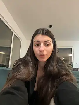 Wildberry  online show from March 2025 06:40:02 PM