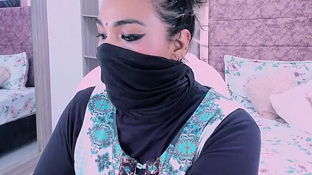  Lakshmi hotx online show from February 2025 03:14:01 PM