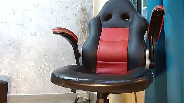 Samantabrown  online show from September 2025 11:23:02 AM