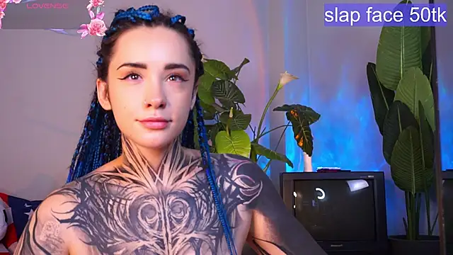 Snapshot of EvaCanton chatting on July 2026 05:01:01 AM EvaCanton online show from July 2026 05:01:01 AM