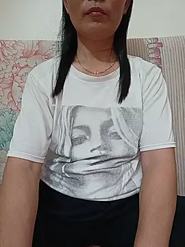 Snapshot of Asian_girl13 chatting on June 2026 01:27:01 PM Asian girl13 online show from June 2026 01:27:01 PM