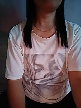 Snapshot of Asian_girl13 chatting on June 2026 11:03:01 PM Asian girl13 online show from June 2026 11:03:01 PM