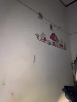 Snapshot of --Lyly-- chatting on February 2026 07:01:01 AM --Lyly-- online show from February 2026 07:01:01 AM