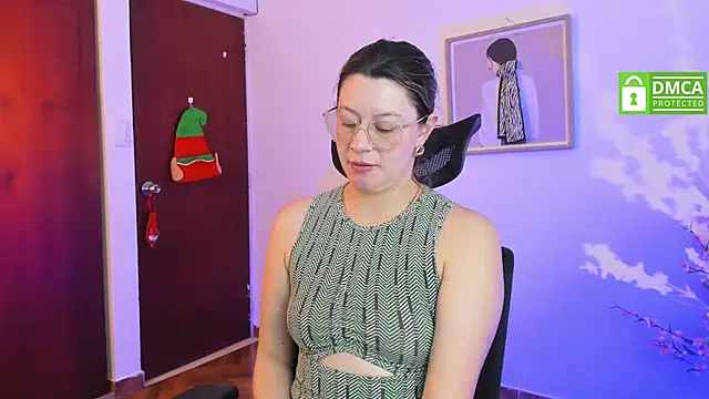 Chanelll Taylorr  online show from January 2025 04:54:01 PM