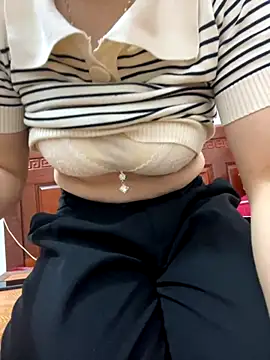 Milk Mom99 online show from November 2025 04:58:02 AM